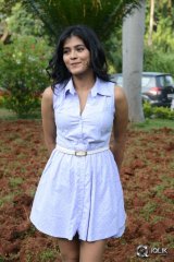 Hebah Patel at Kumari 21 F Movie Trailer Launch